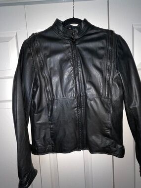 Premium Leather Vintage Yamaha Hein Gericke Black Leather Jacket - size 38